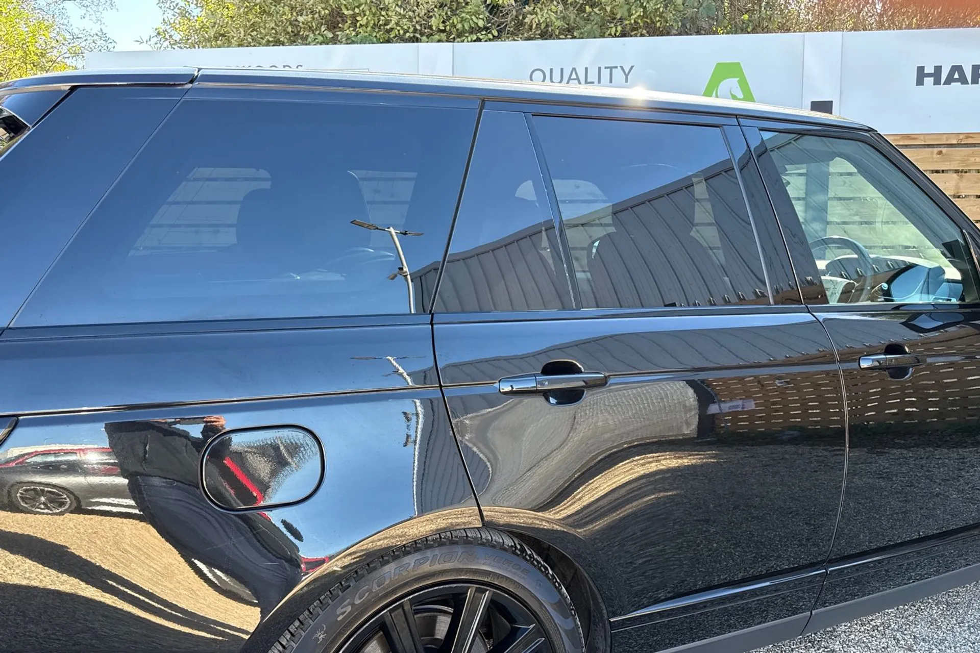 LAND ROVER RANGE ROVER thumbnail image number 15