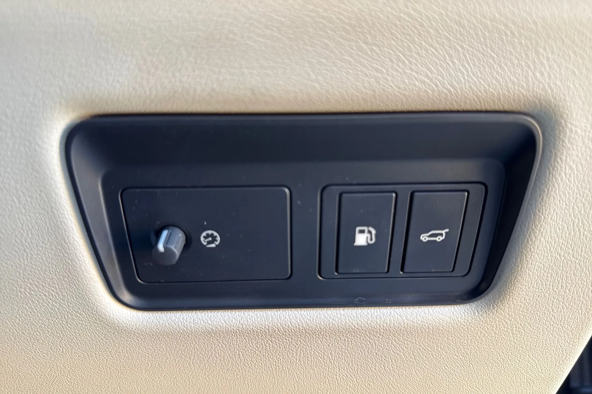 LAND ROVER RANGE ROVER thumbnail image number 49