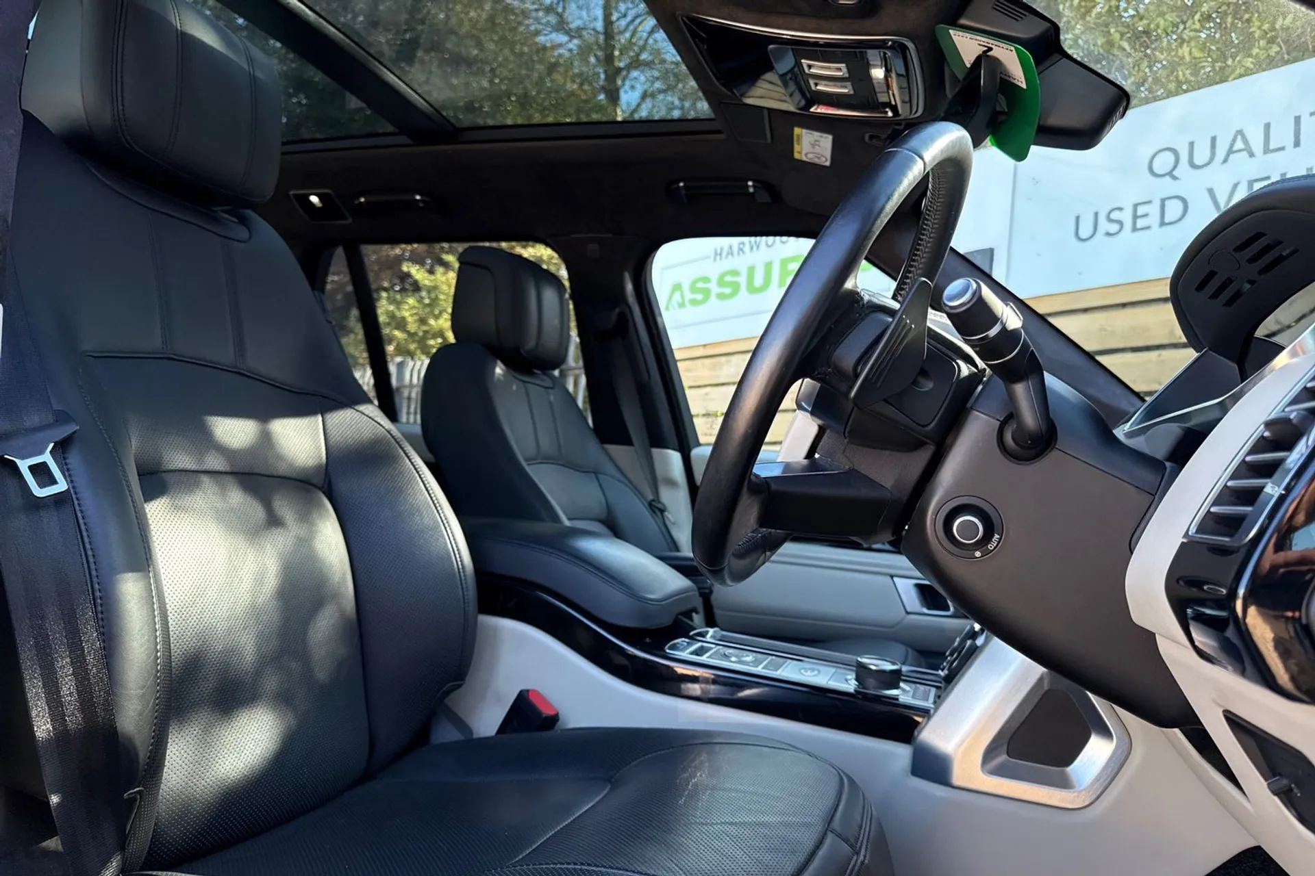 LAND ROVER RANGE ROVER thumbnail image number 27