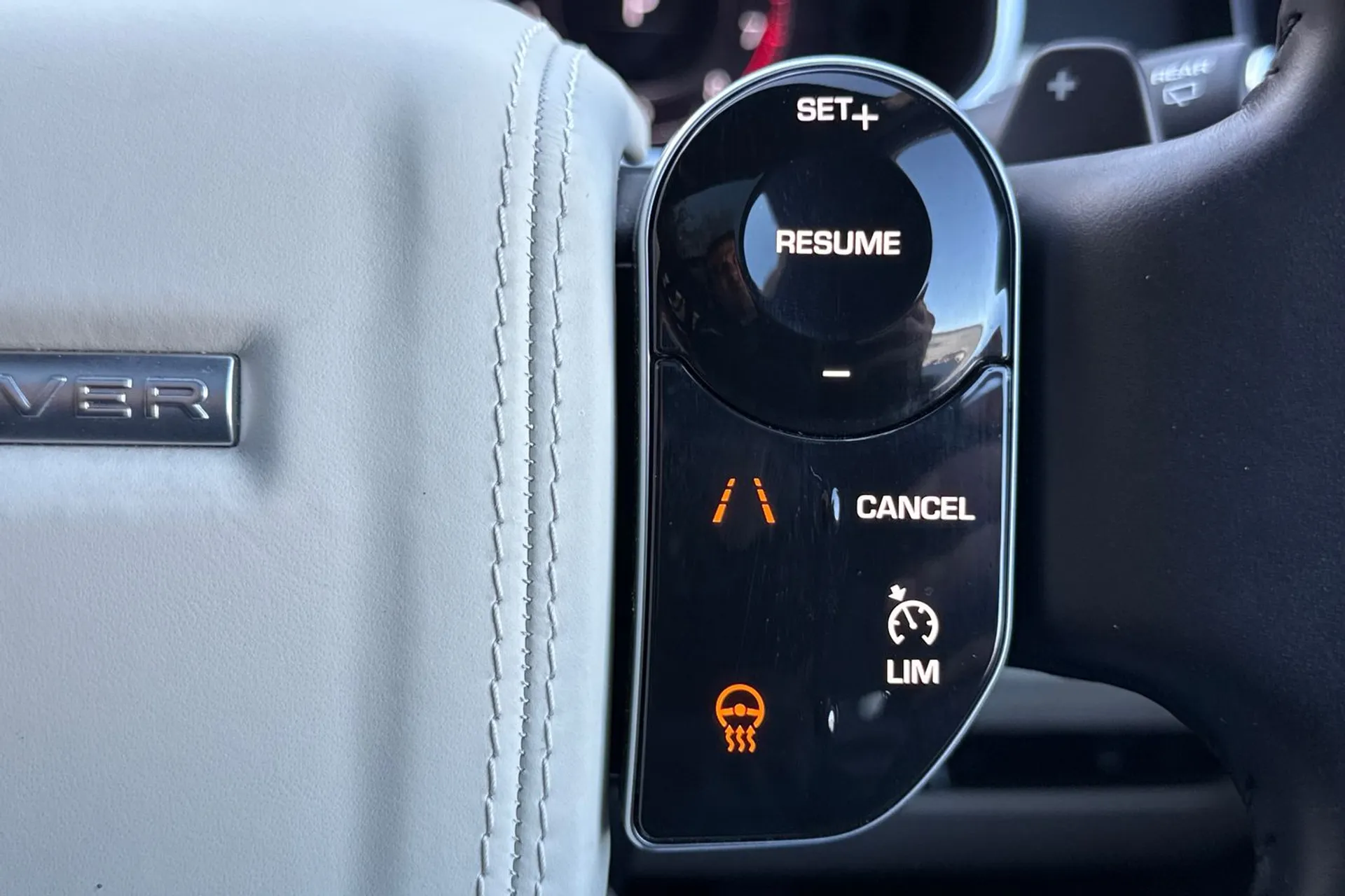 LAND ROVER RANGE ROVER thumbnail image number 39