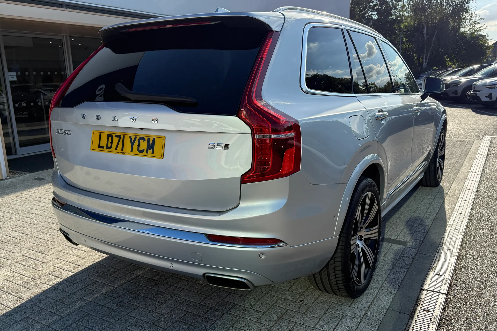 Volvo XC90 thumbnail image number 11