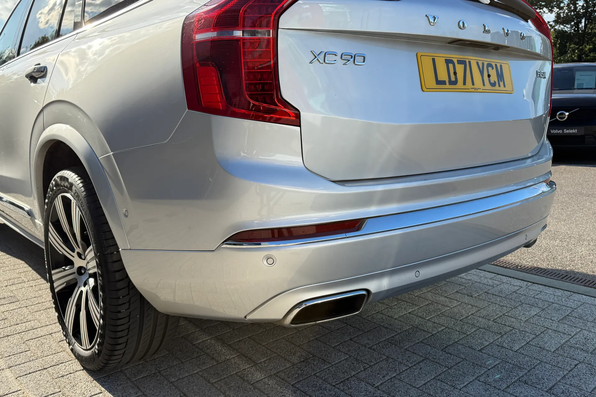 Volvo XC90 thumbnail image number 22