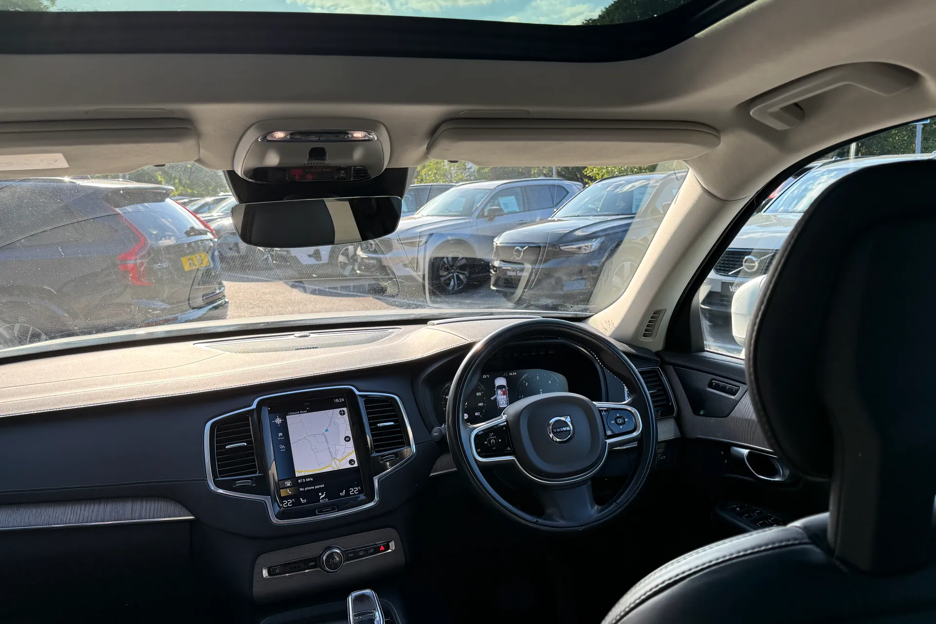 Volvo XC90 thumbnail image number 33