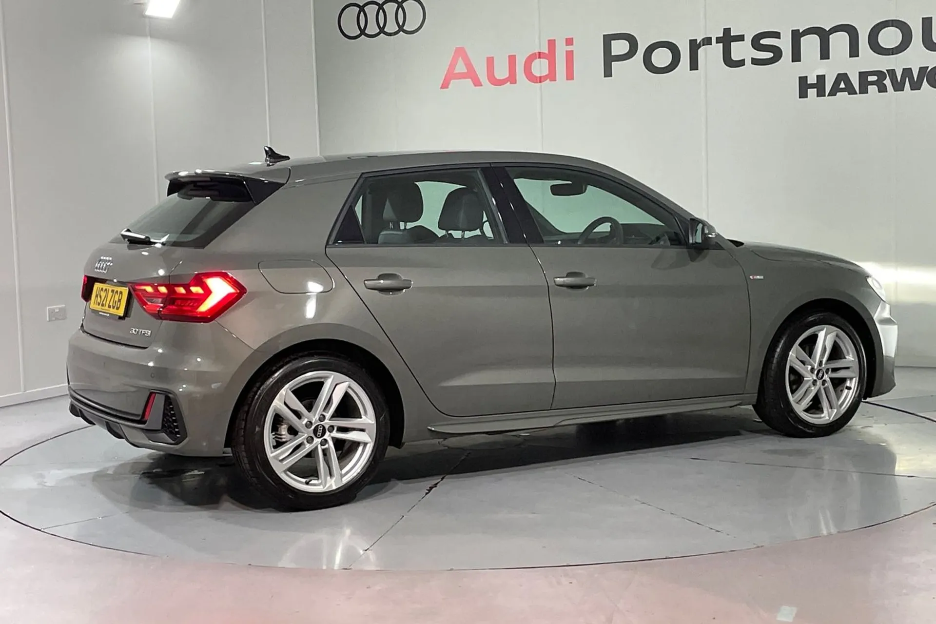 Audi A1 thumbnail image number 12