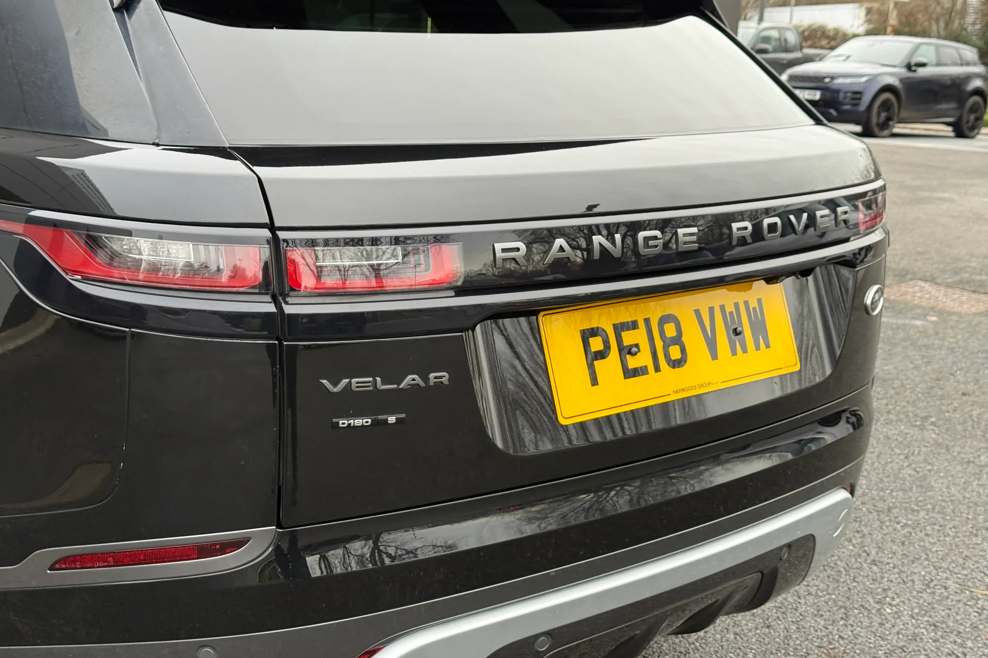 LAND ROVER RANGE ROVER VELAR thumbnail image number 44