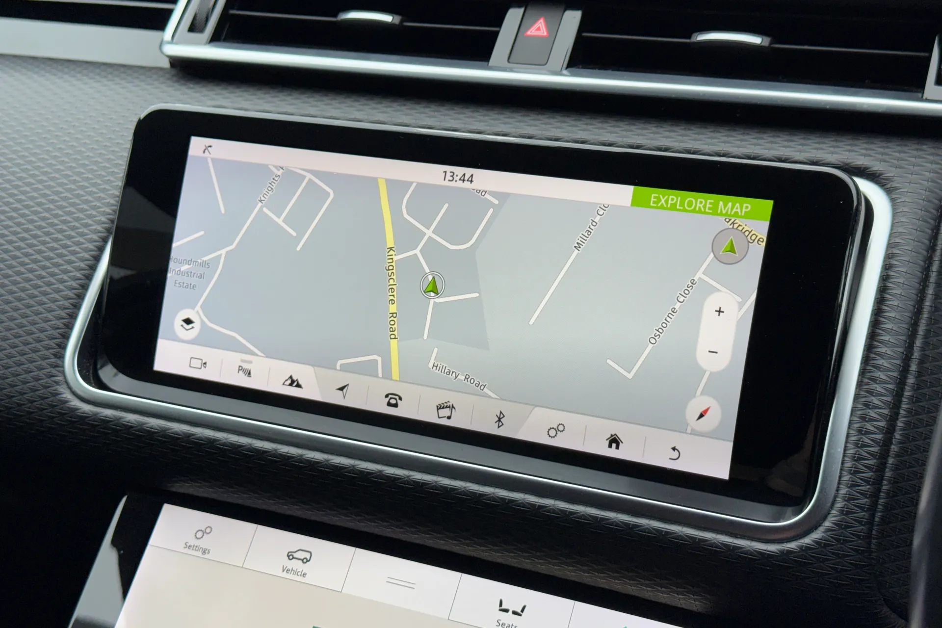 LAND ROVER RANGE ROVER VELAR thumbnail image number 29