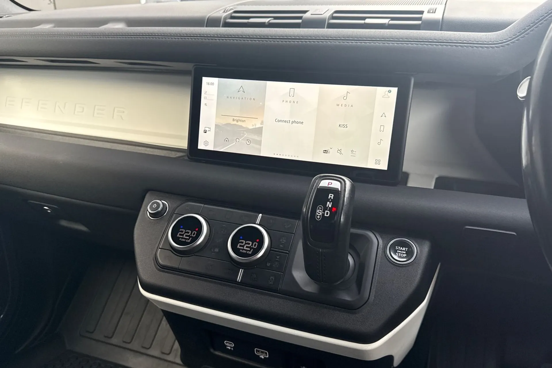 LAND ROVER DEFENDER thumbnail image number 50