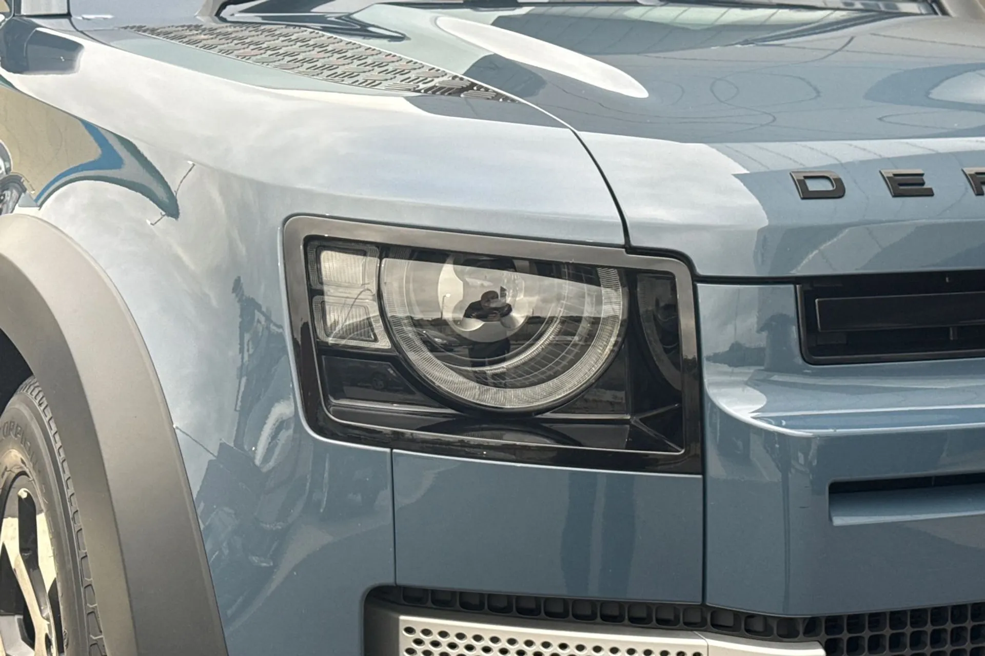 LAND ROVER DEFENDER thumbnail image number 27