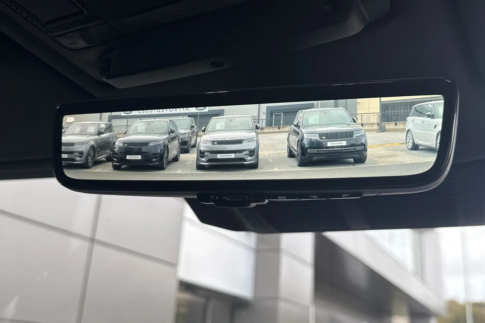 LAND ROVER DEFENDER thumbnail image number 13