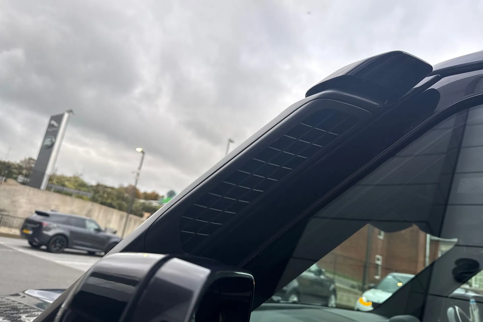 LAND ROVER DEFENDER thumbnail image number 41