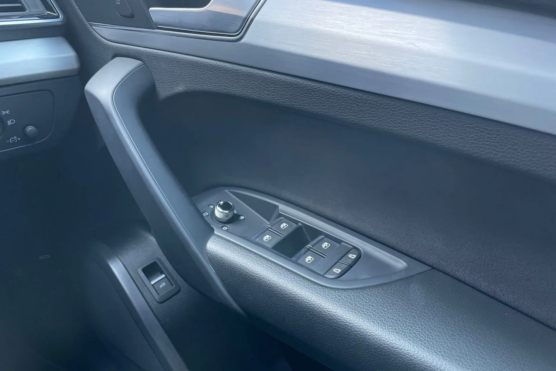 Audi Q5 thumbnail image number 41