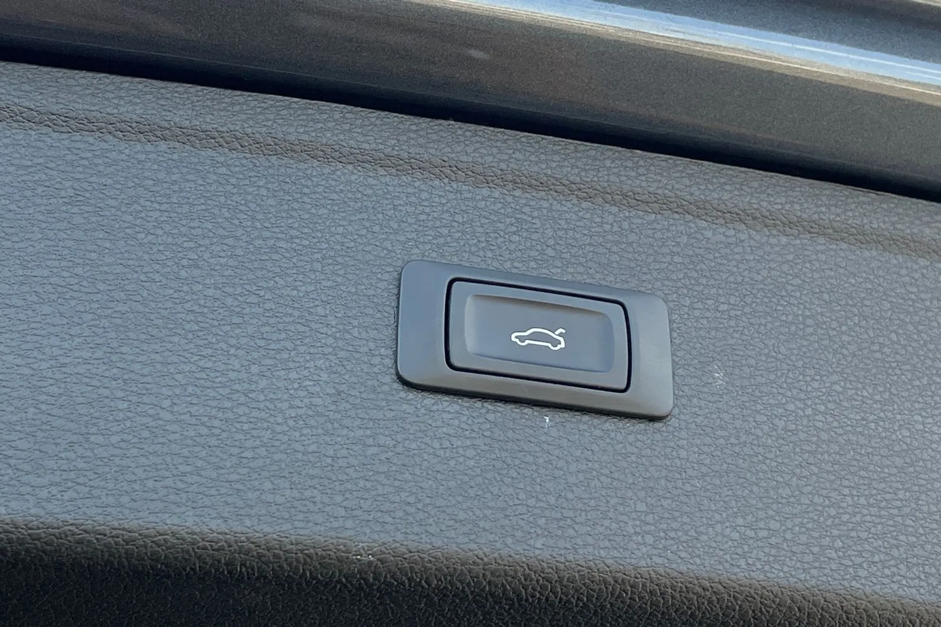 Audi Q5 thumbnail image number 20
