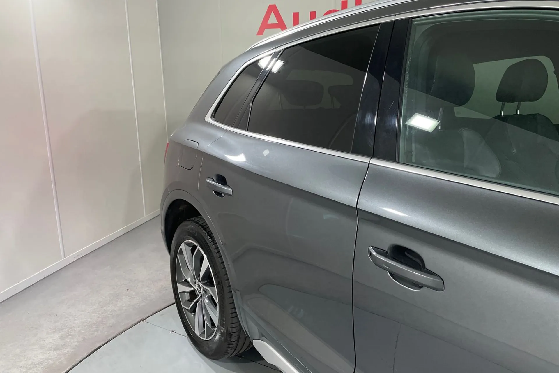 Audi Q5 thumbnail image number 14