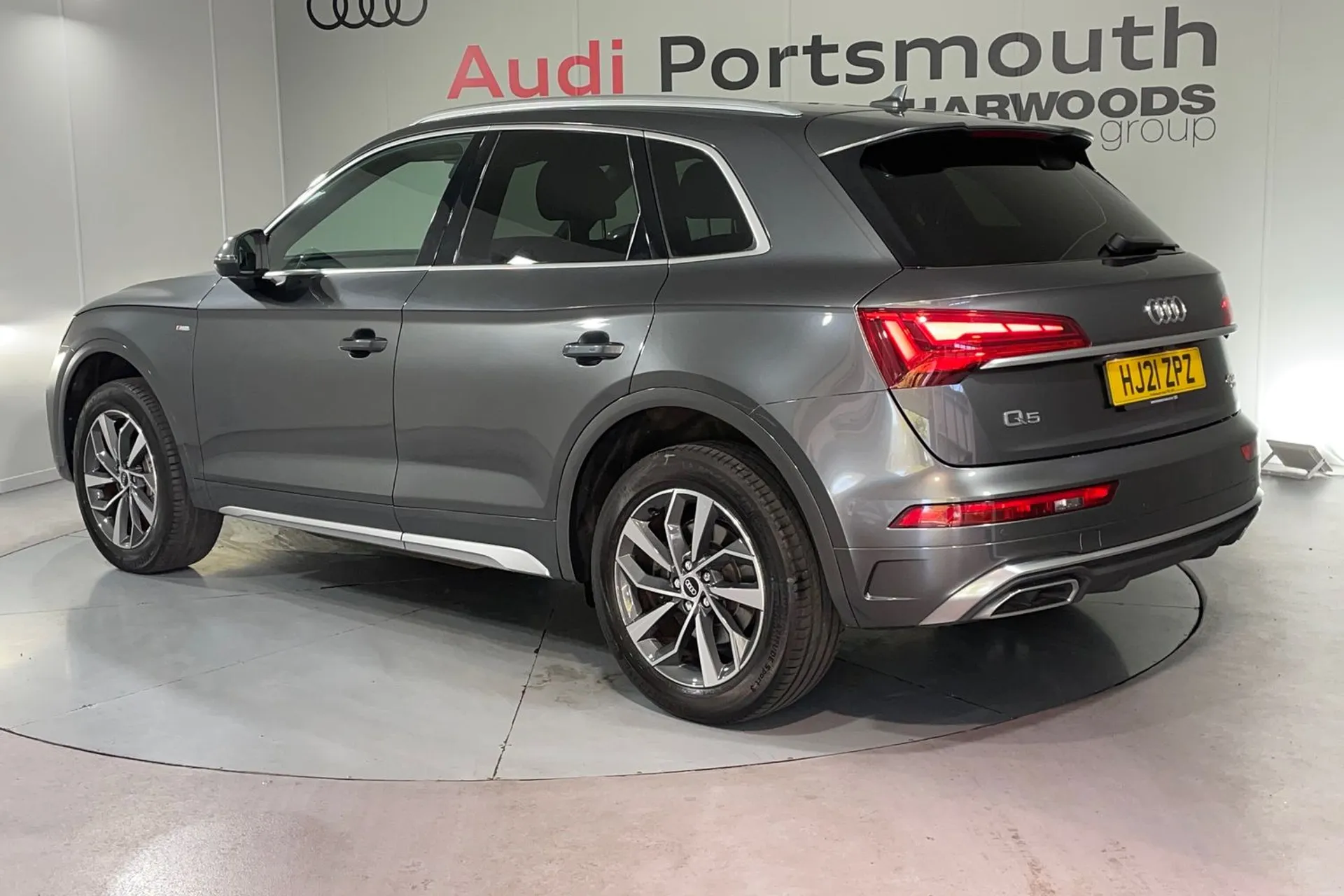 Audi Q5 thumbnail image number 9