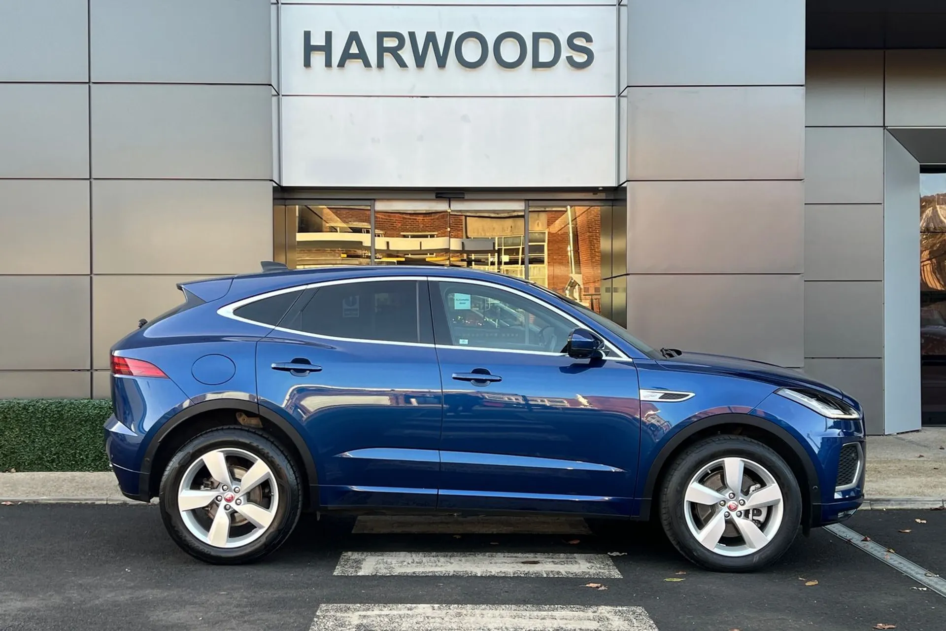 Jaguar E-PACE thumbnail image number 2