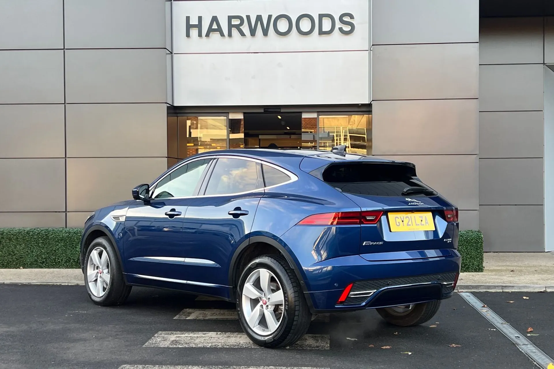 Jaguar E-PACE thumbnail image number 8