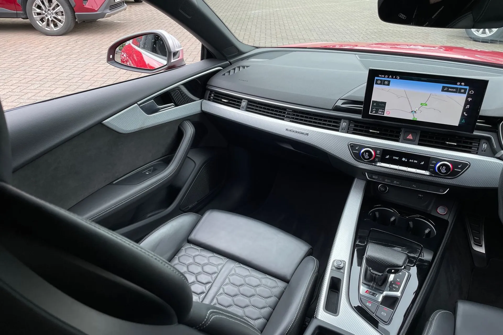 Audi RS5 thumbnail image number 36