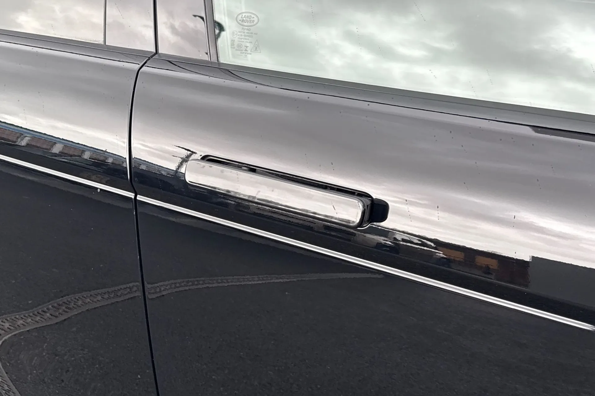 LAND ROVER RANGE ROVER EVOQUE thumbnail image number 23