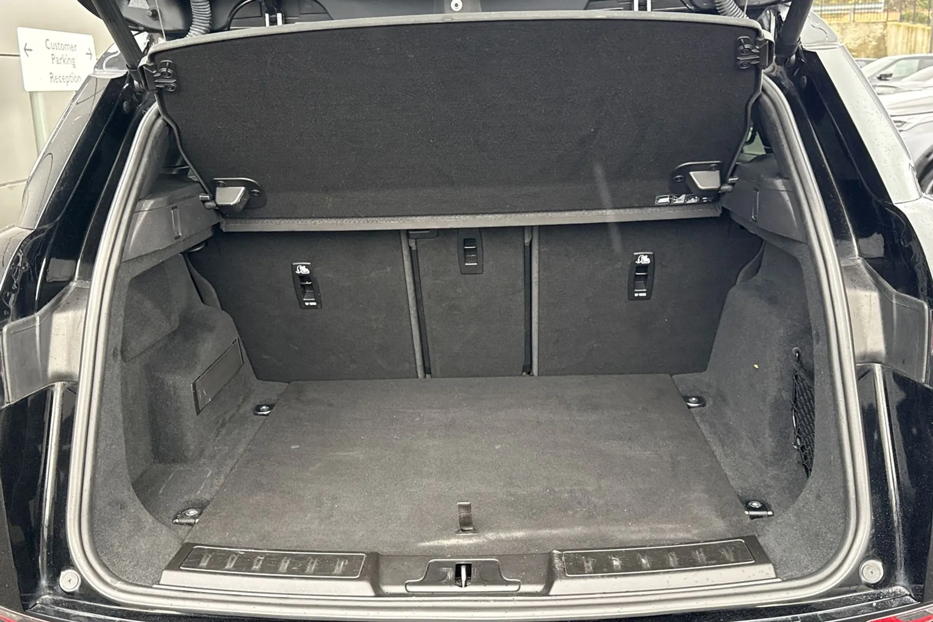 LAND ROVER RANGE ROVER EVOQUE thumbnail image number 28