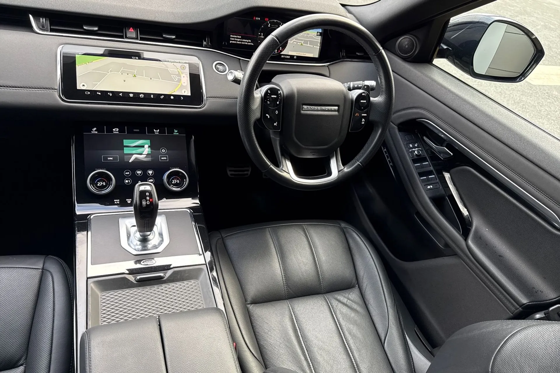 LAND ROVER RANGE ROVER EVOQUE thumbnail image number 38