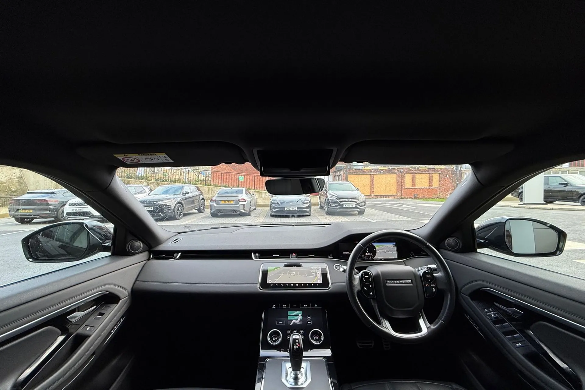 LAND ROVER RANGE ROVER EVOQUE thumbnail image number 3