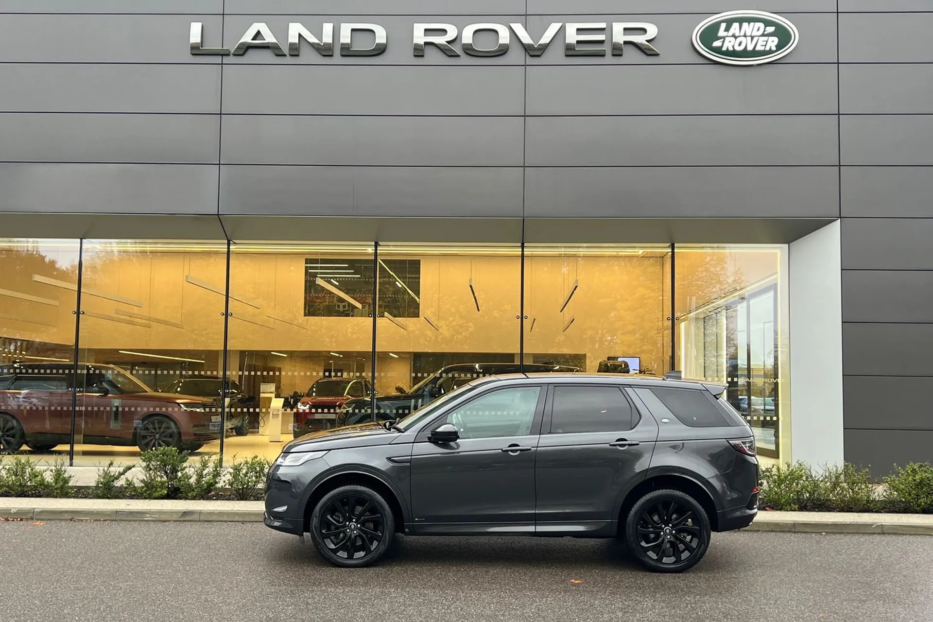 LAND ROVER DISCOVERY SPORT thumbnail image number 7