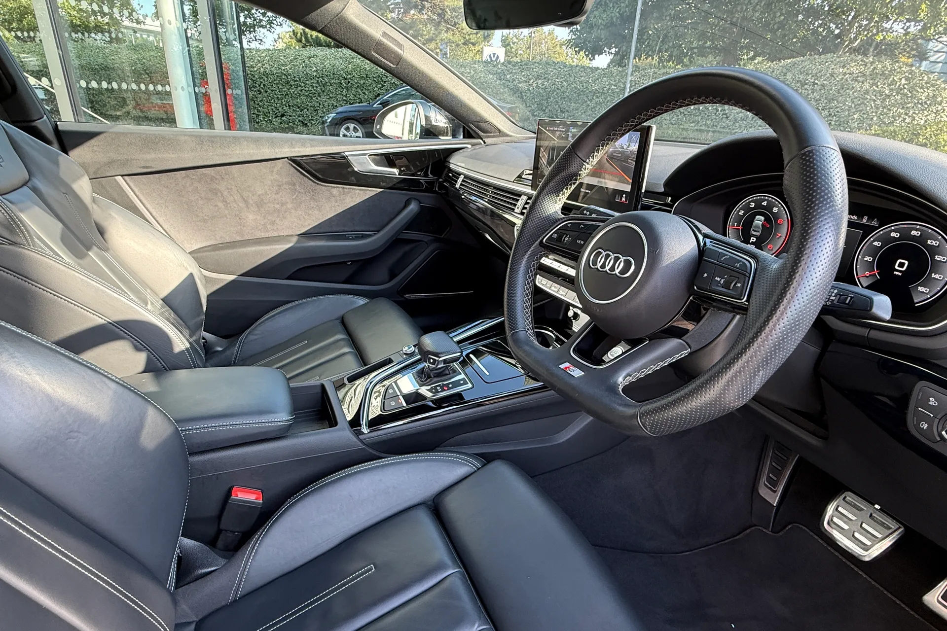 Audi A5 thumbnail image number 25
