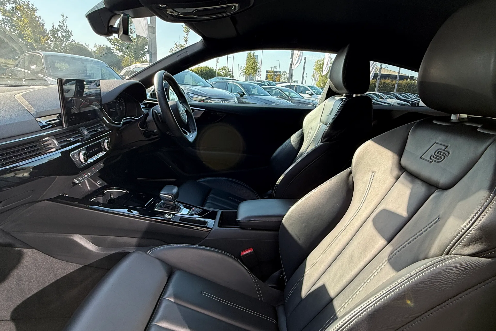 Audi A5 thumbnail image number 35