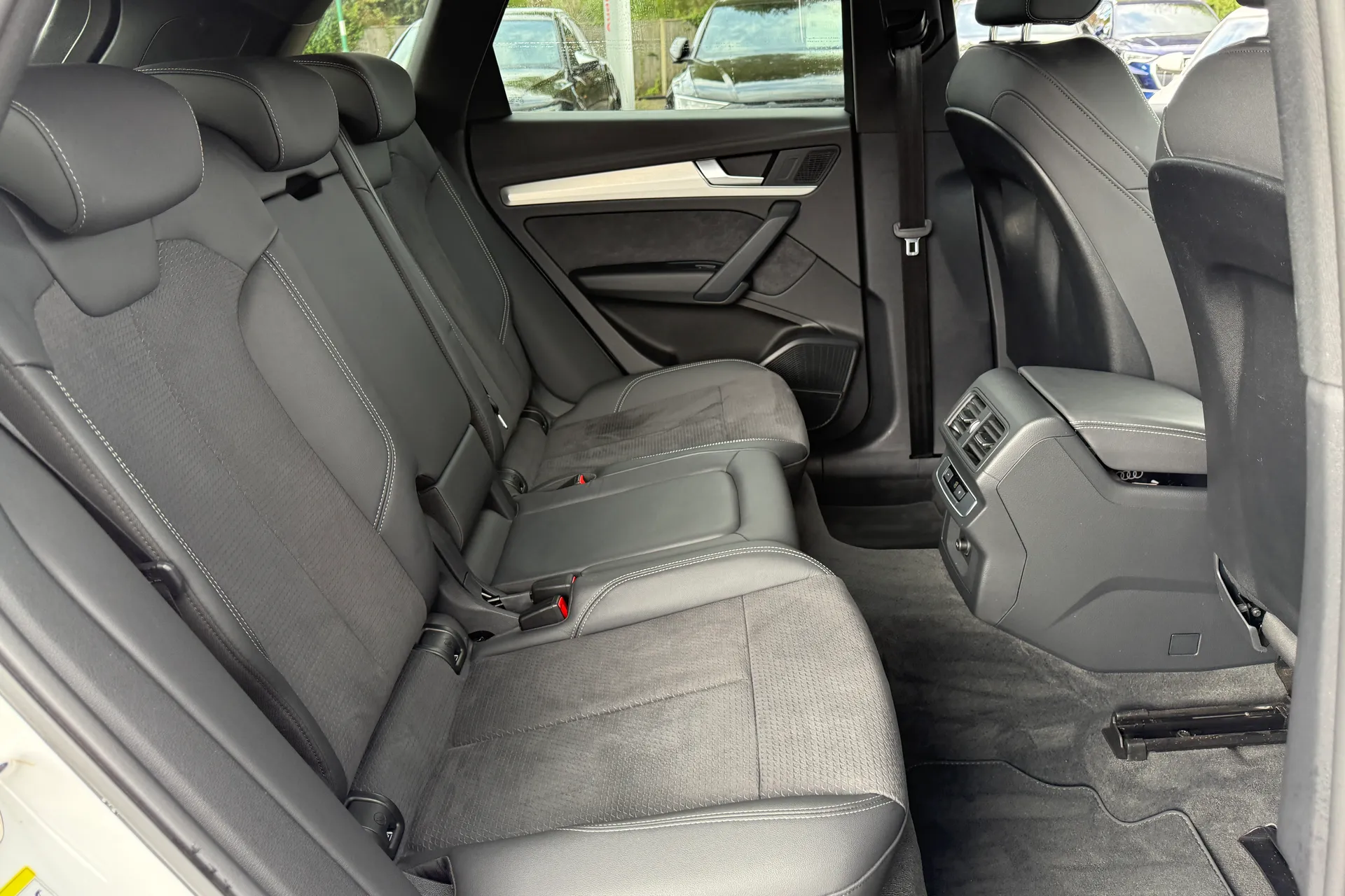 Audi Q5 thumbnail image number 46