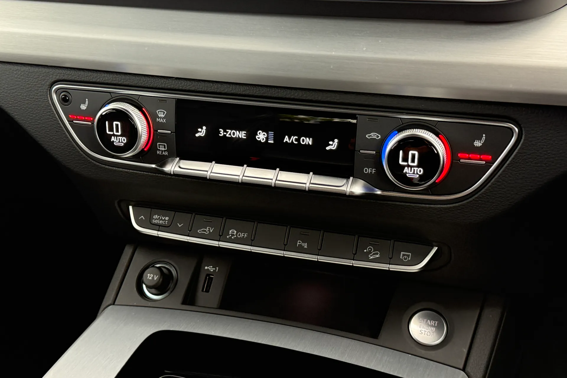Audi Q5 thumbnail image number 18