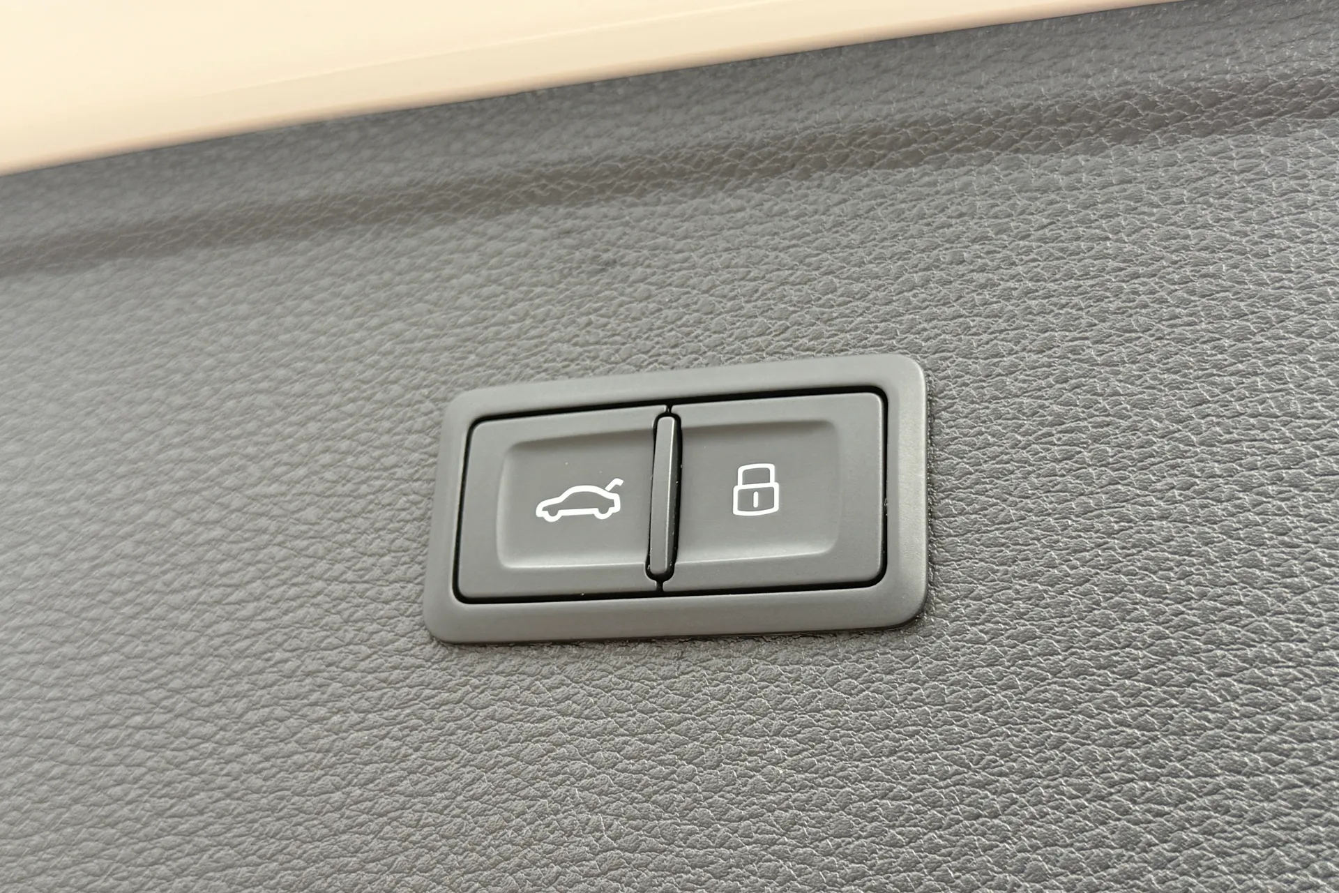 Audi Q5 thumbnail image number 38