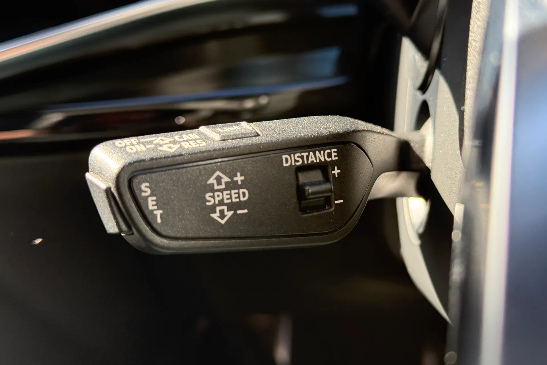 Audi Q8 thumbnail image number 15