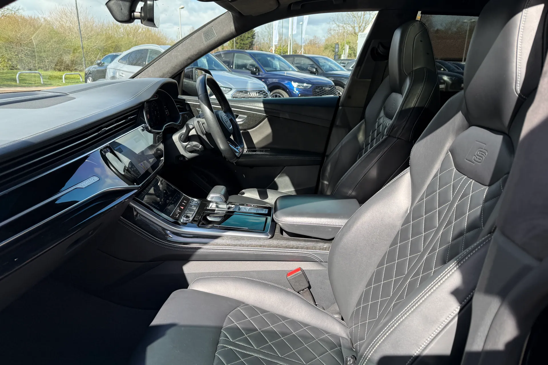 Audi Q8 thumbnail image number 52