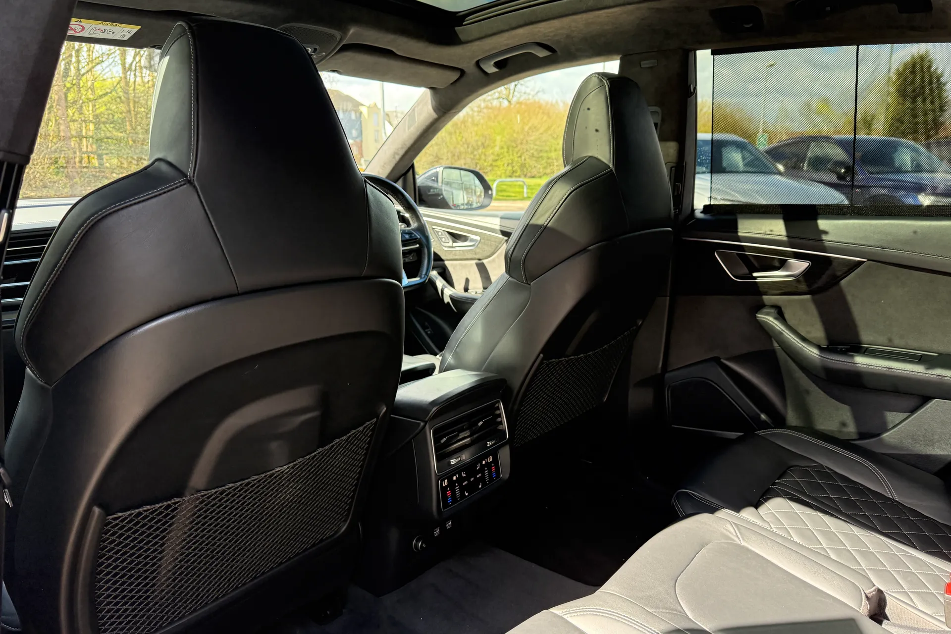 Audi Q8 thumbnail image number 45