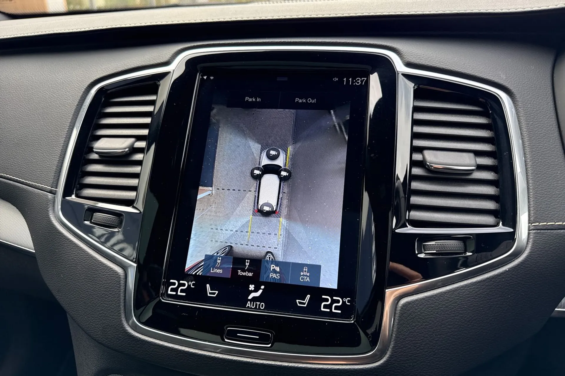 Volvo XC90 thumbnail image number 4