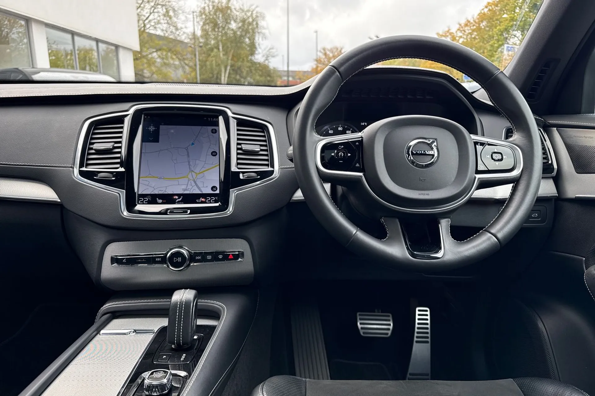 Volvo XC90 thumbnail image number 37