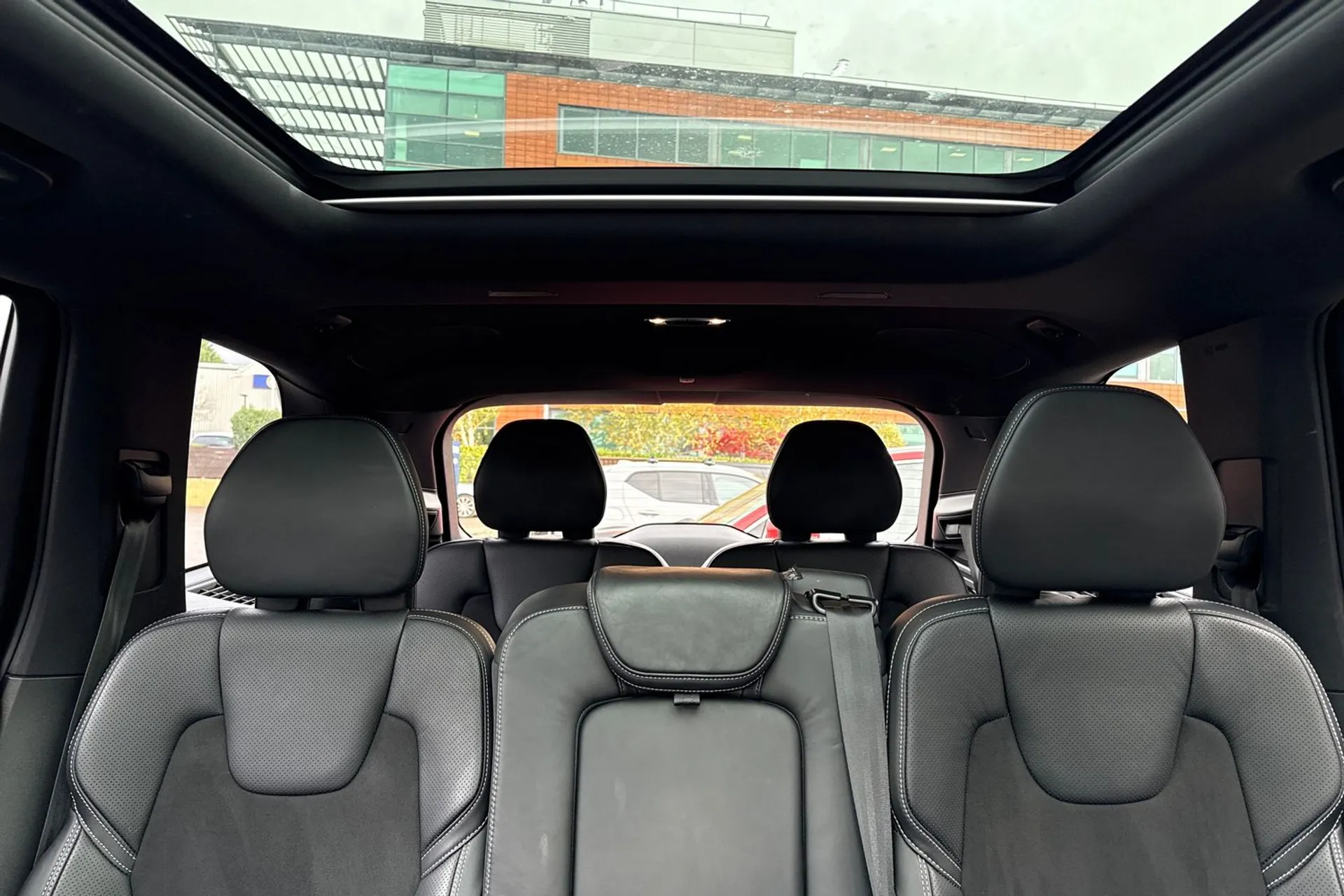 Volvo XC90 thumbnail image number 8