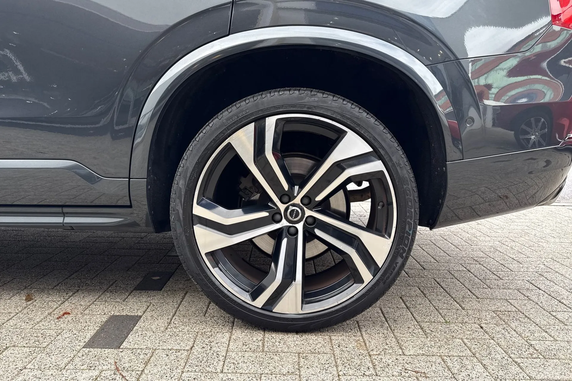 Volvo XC90 thumbnail image number 16