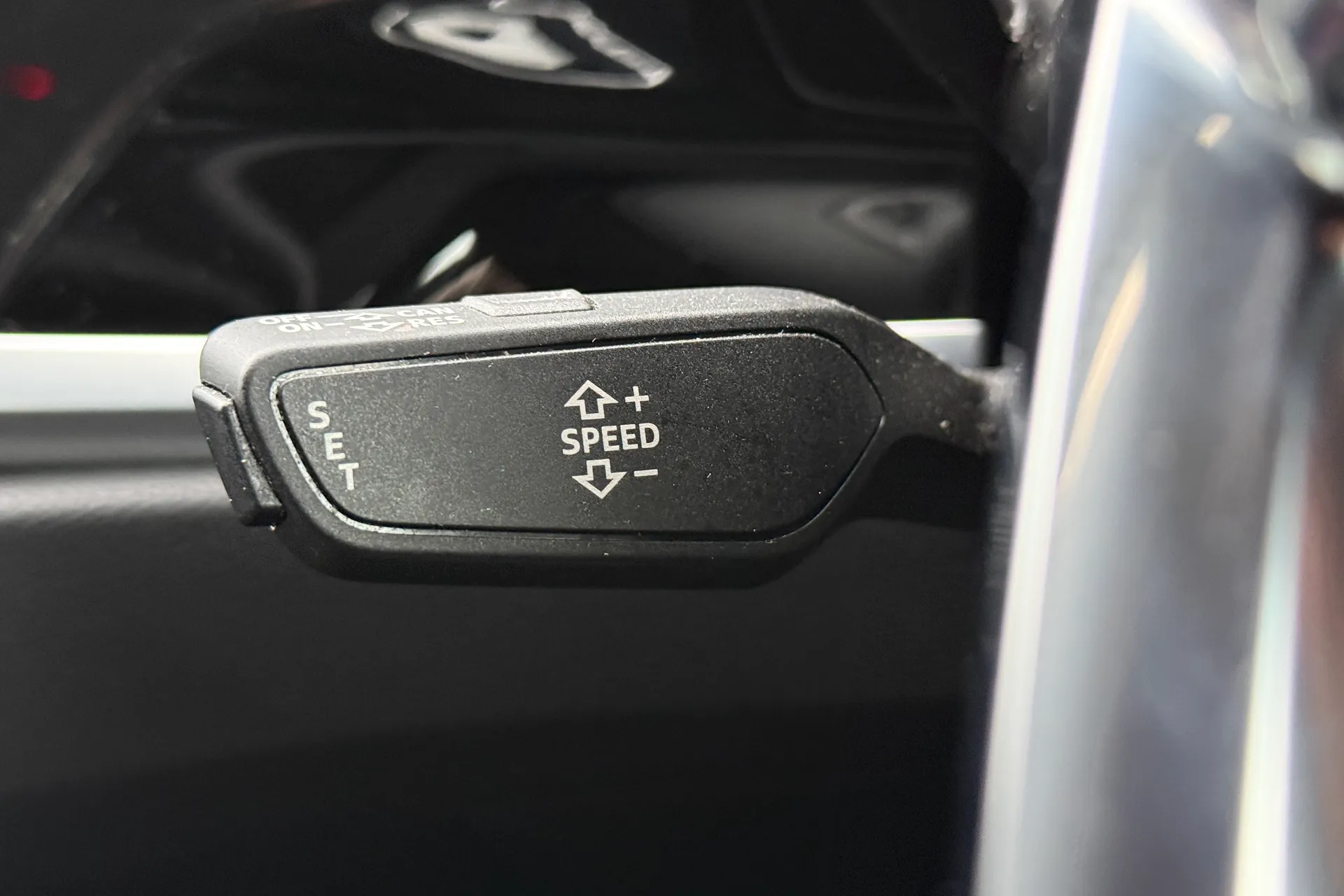 Audi Q3 thumbnail image number 11