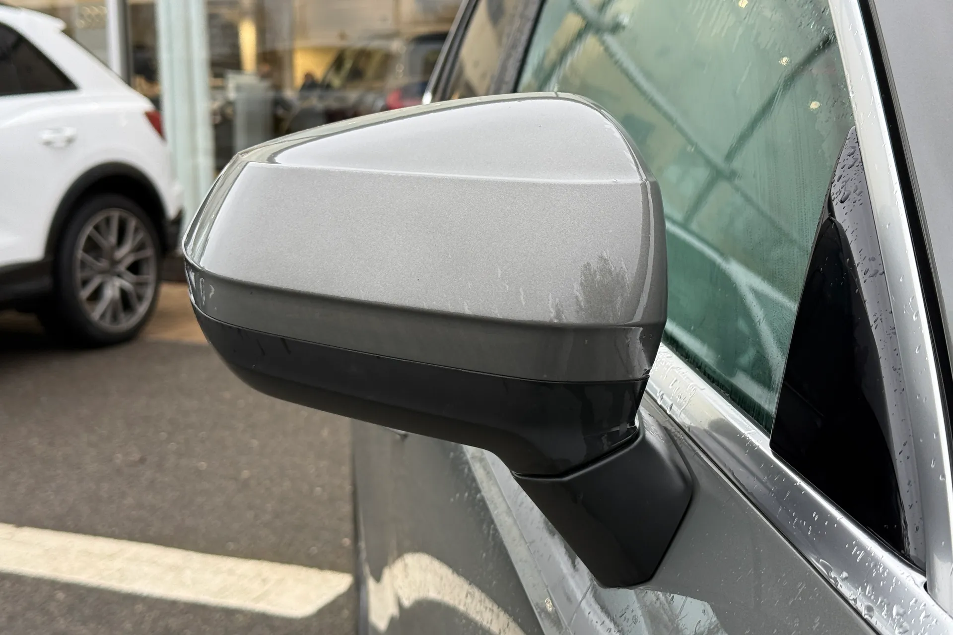 Audi Q3 thumbnail image number 8