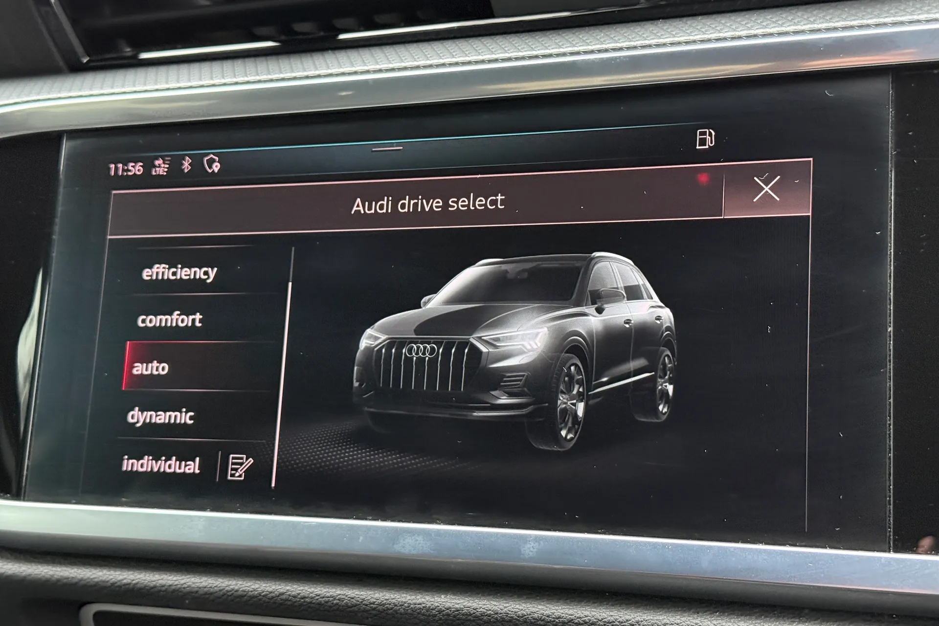 Audi Q3 thumbnail image number 10