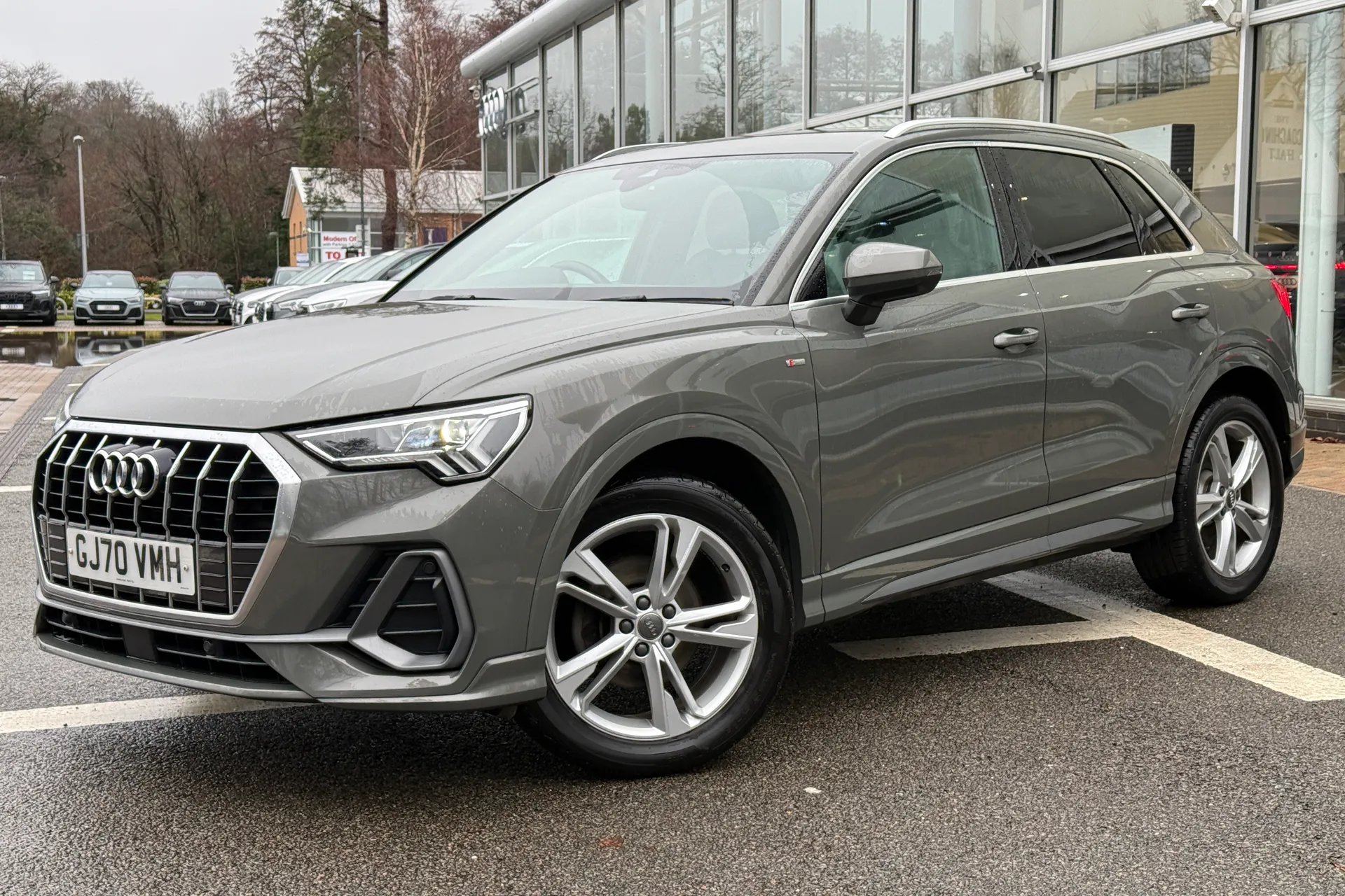 Audi Q3 thumbnail image number 48