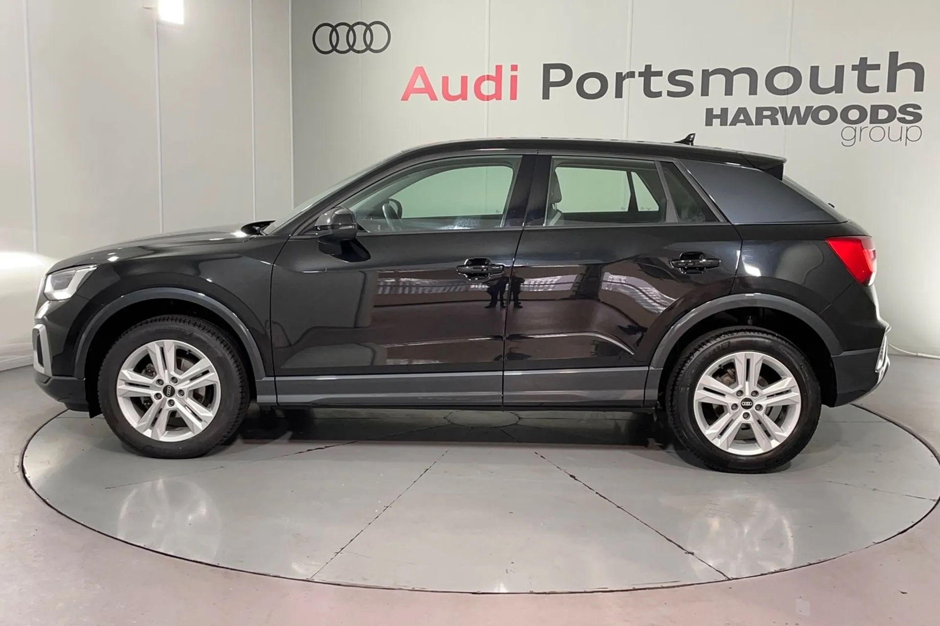 Audi Q2 thumbnail image number 7