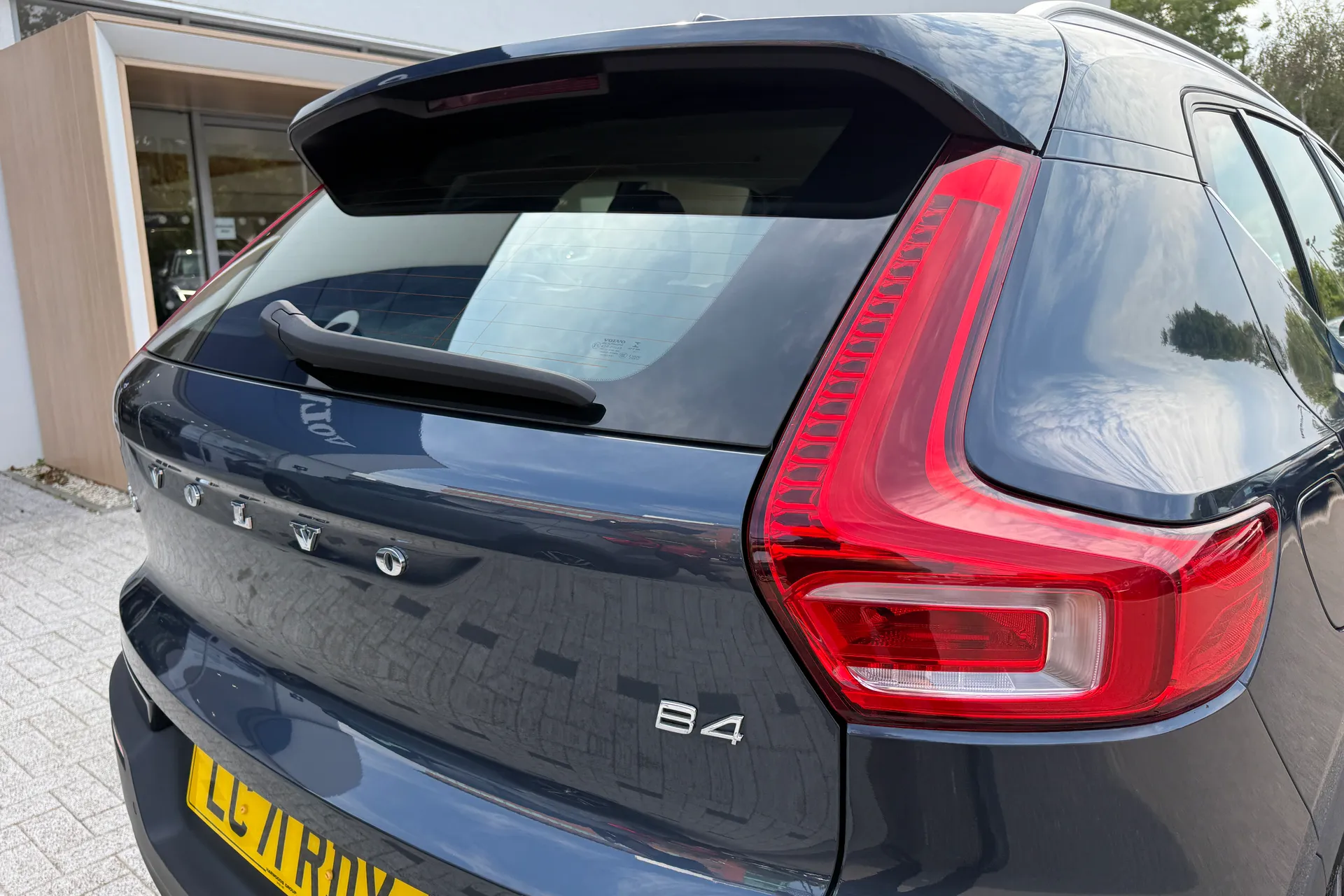 Volvo XC40 thumbnail image number 17