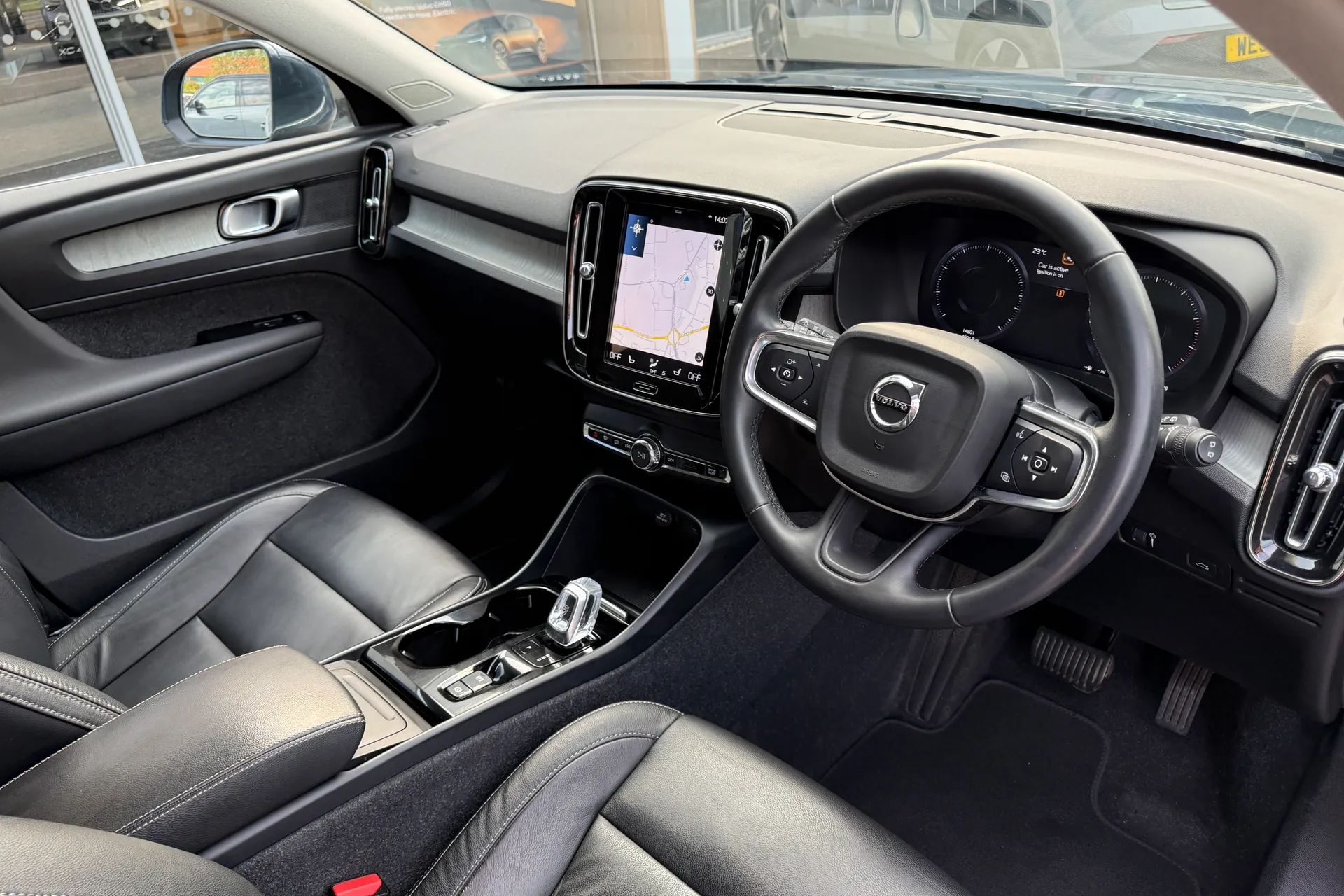 Volvo XC40 thumbnail image number 5