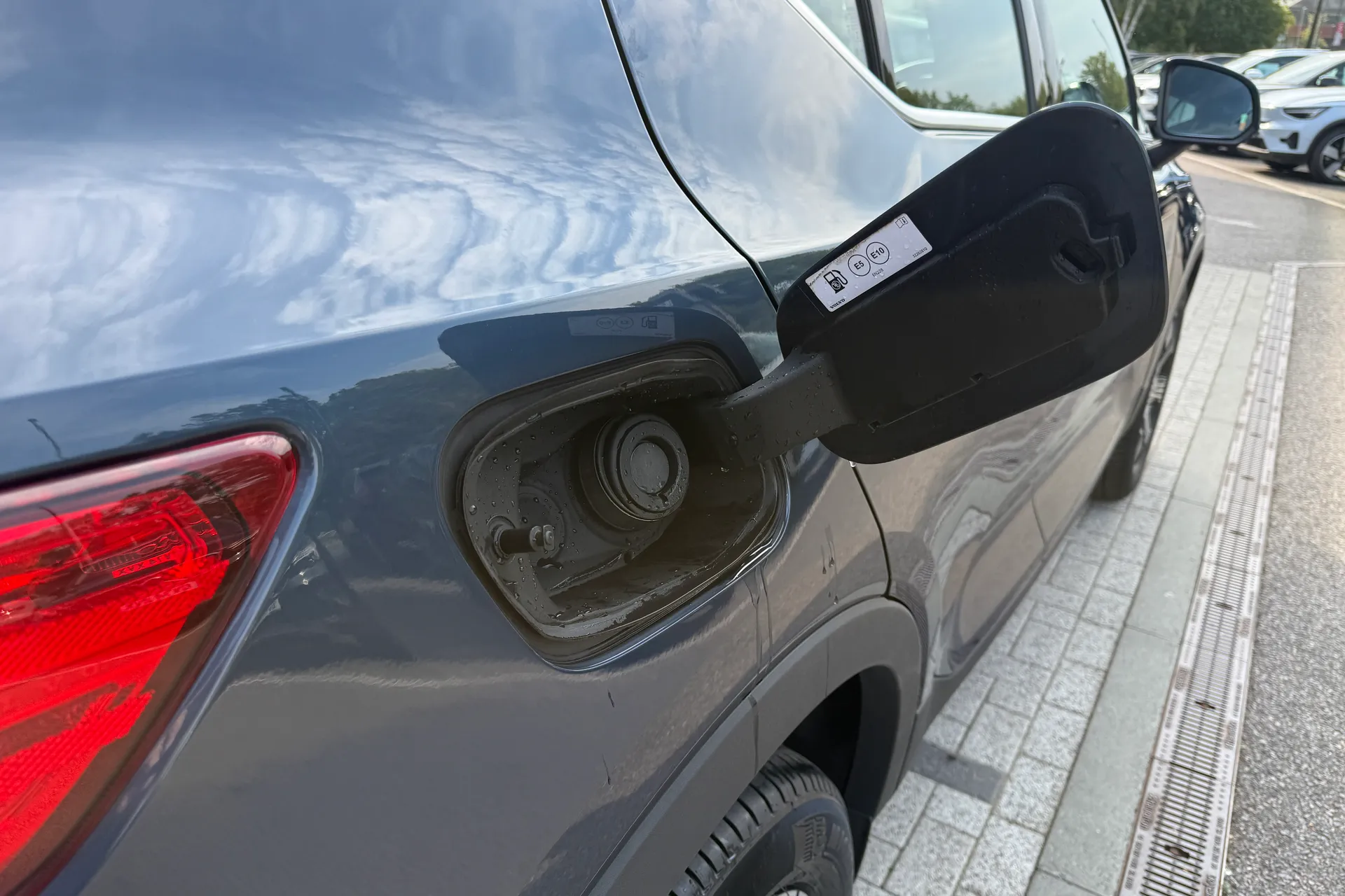 Volvo XC40 thumbnail image number 15