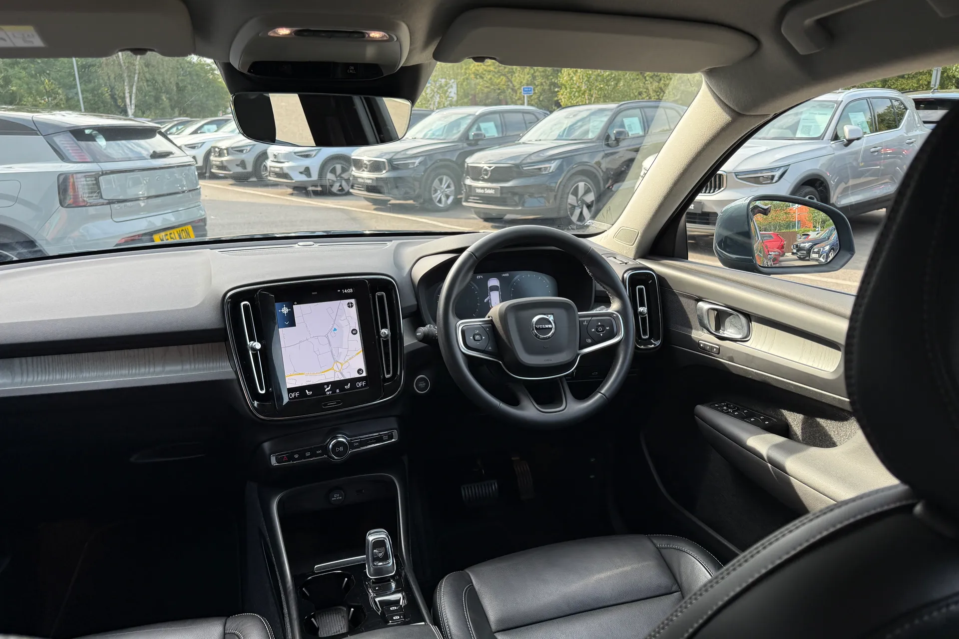 Volvo XC40 thumbnail image number 31
