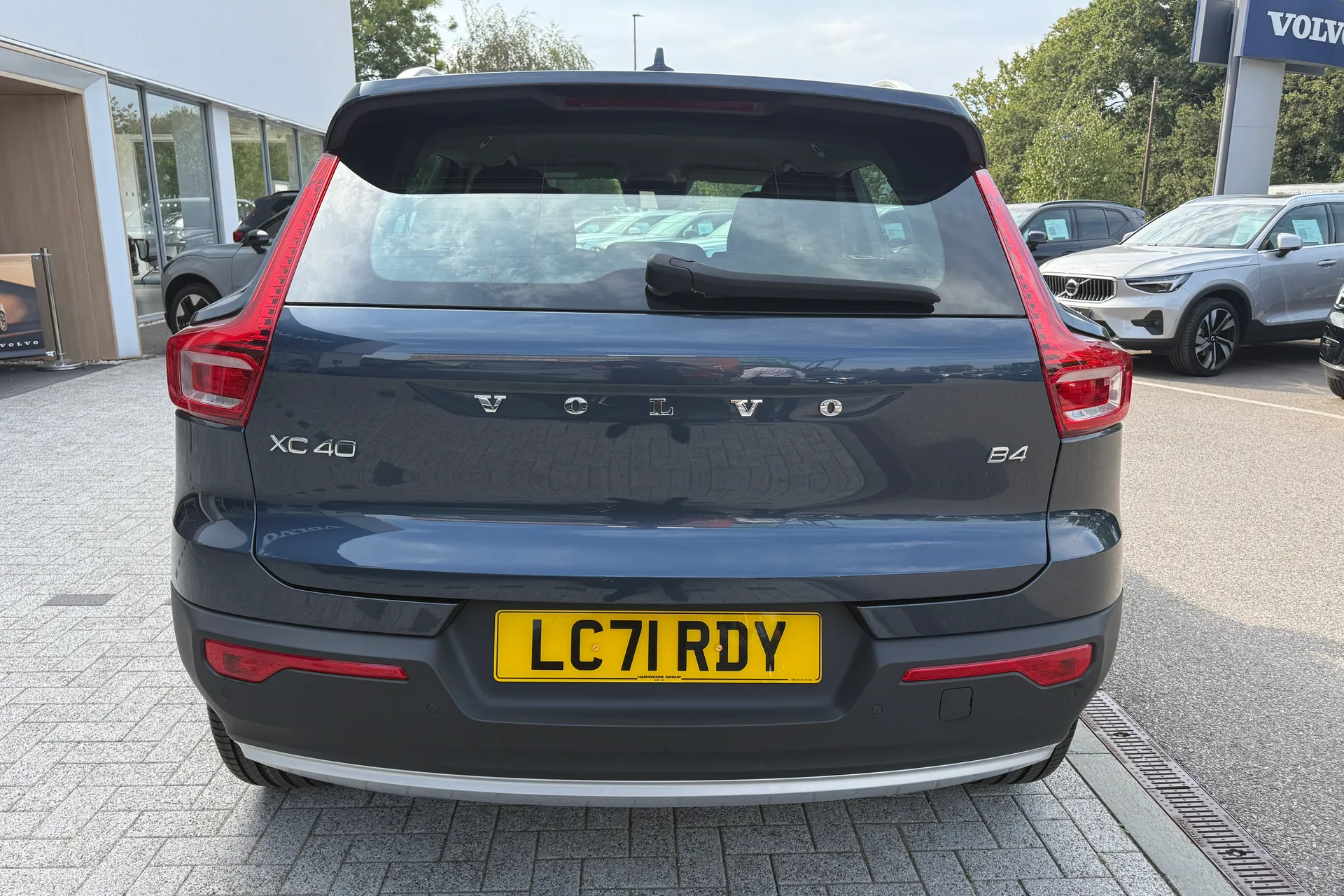 Volvo XC40 thumbnail image number 8