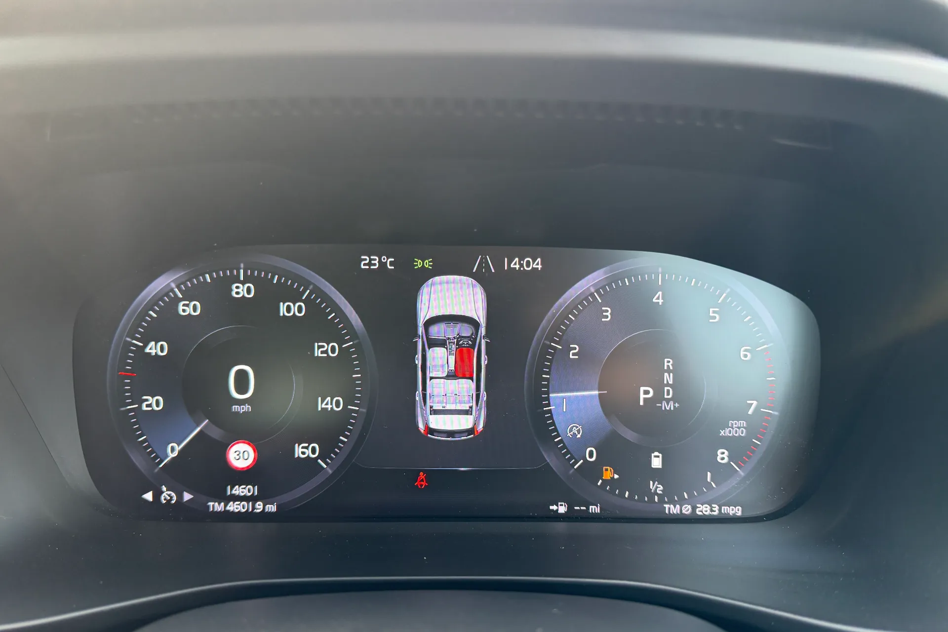 Volvo XC40 thumbnail image number 42