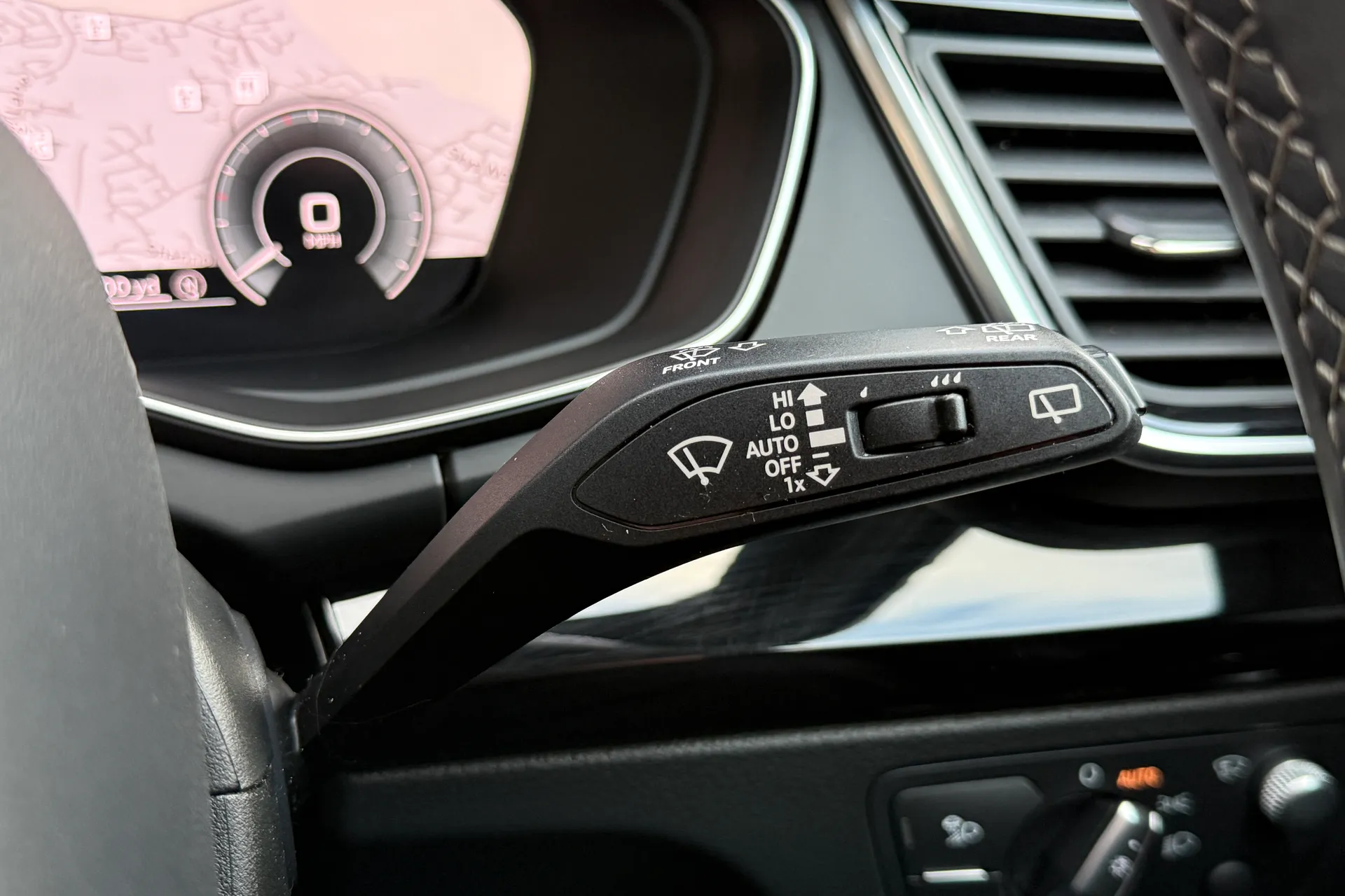 Audi Q5 thumbnail image number 19